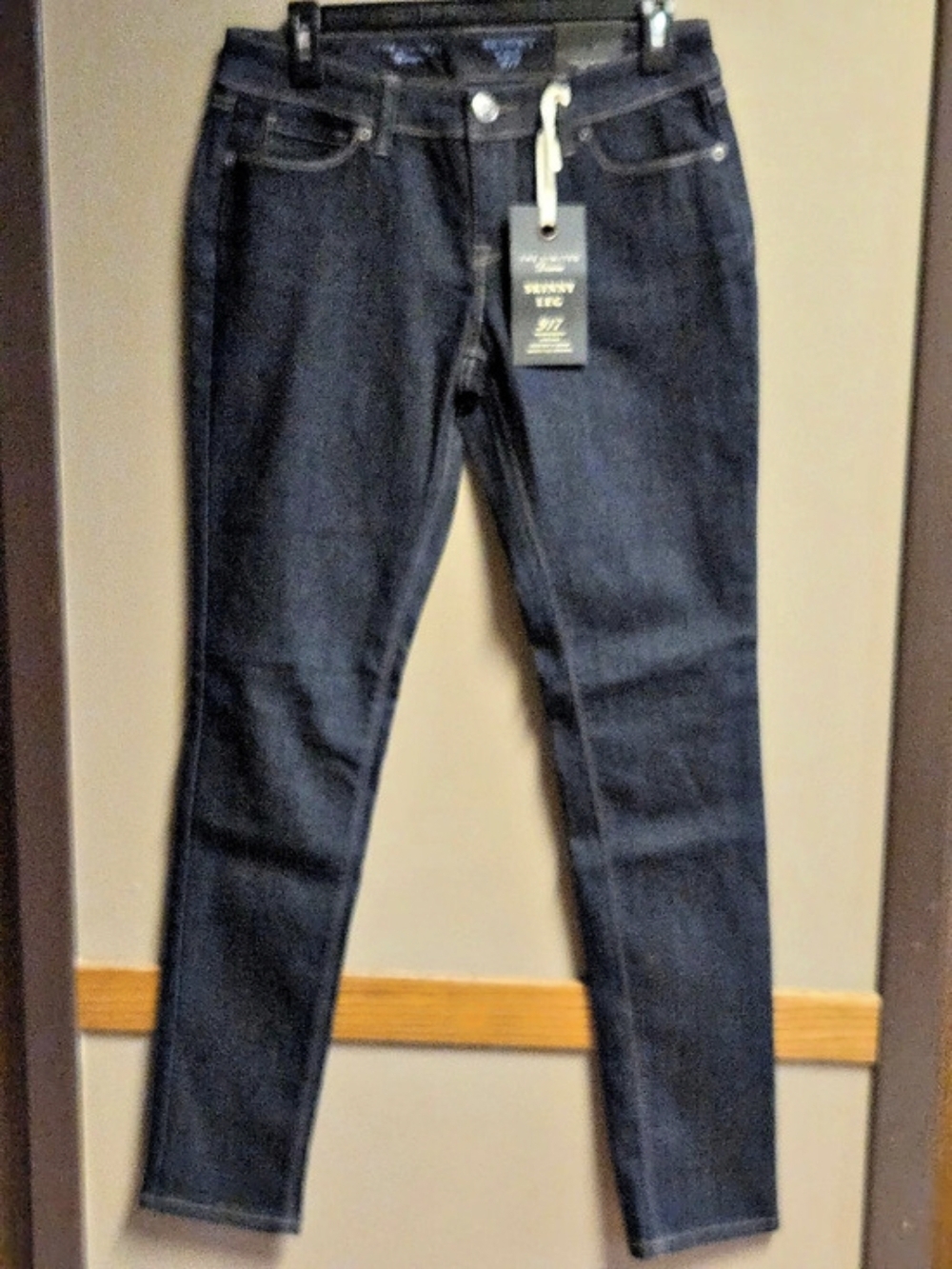 The Limited Denim Skinny Leg 917 Jeans Blue Waist 8R NWT